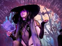 Candycorn Witch Mona