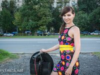 Jeny Smith with yellow heels