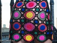 Jeny Smith with yellow heels