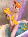 Ducktub - Selfies