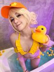 Ducktub - Selfies