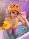 Ducktub - Selfies