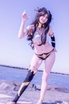 Ishtar's beach trip