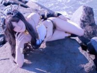 Ishtar's beach trip