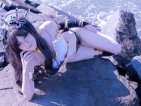 Ishtar's beach trip