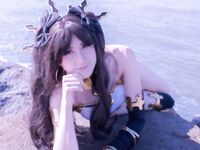 Ishtar's beach trip