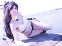 Ishtar's beach trip