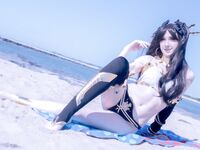 Ishtar's beach trip