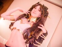 Ishtar's beach trip