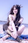 Ishtar's beach trip