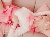 Alina Becker – Ahri School Girl