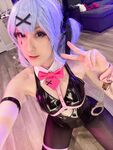 Rabbit-Hole Miku Selfies