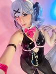 Rabbit-Hole Miku Selfies