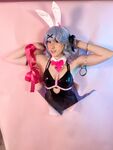 Rabbit-Hole Miku Selfies