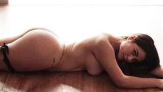 PERUVIAN GIRL KAREN PANIAGUA