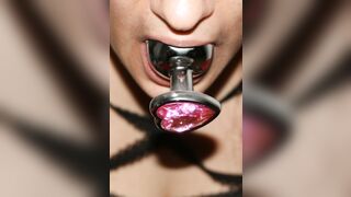 Sarahporn69 : I give you my heart for valentine's day.