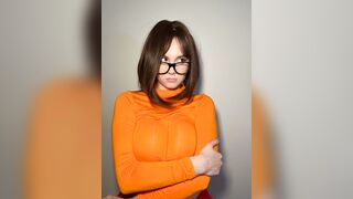 Yellz - OKAY I DID VELMA